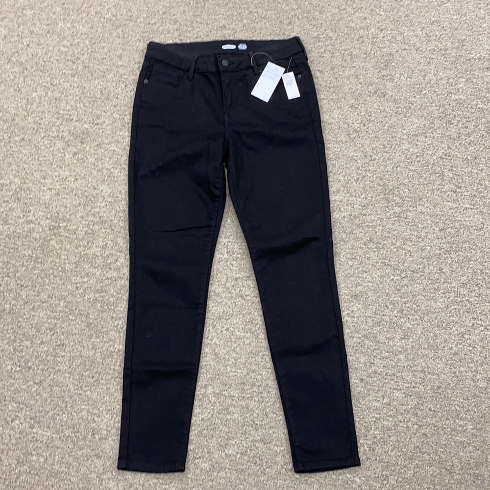 Old Navy rockstar built in sculpt never fade